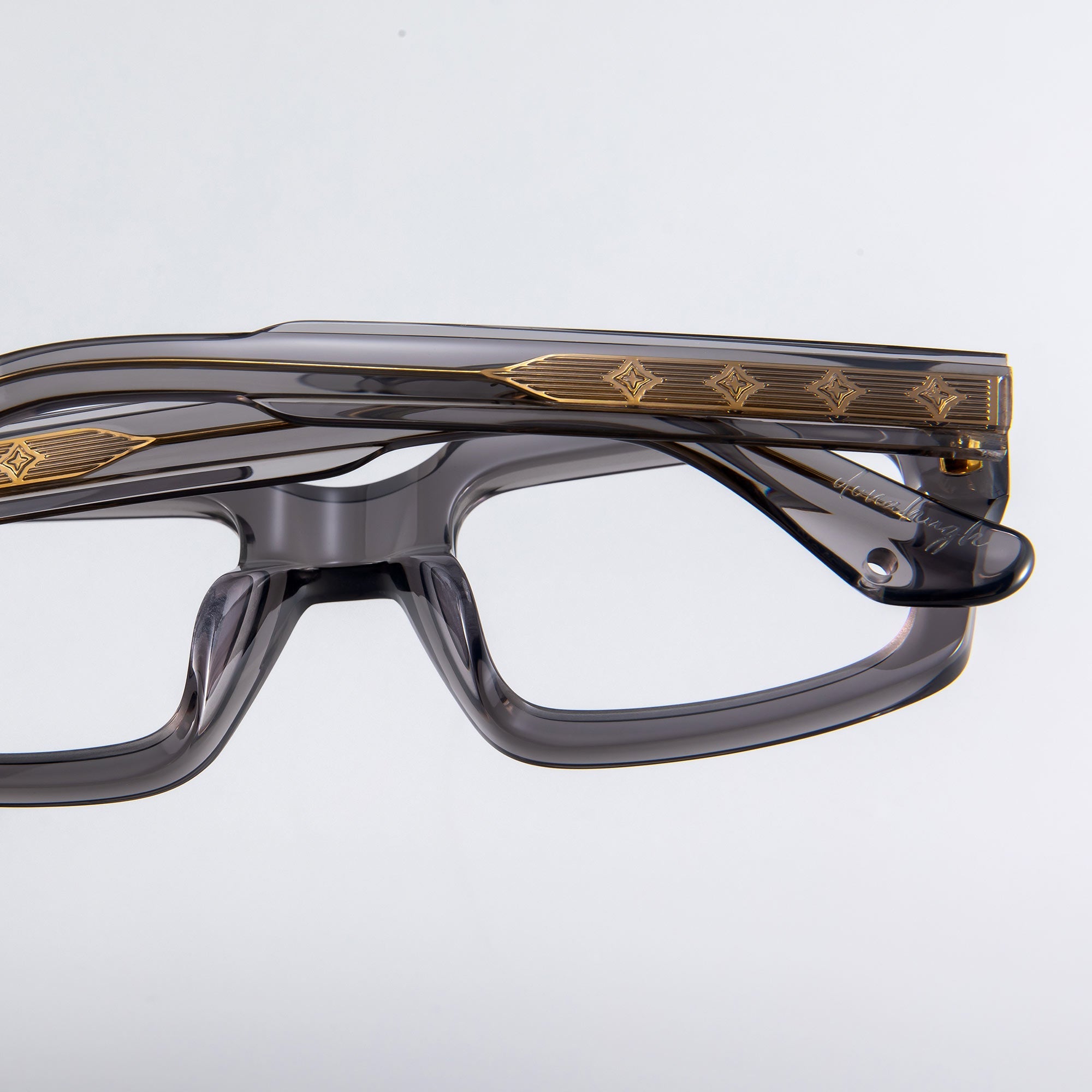 Donahugh-eyeglasses-gray