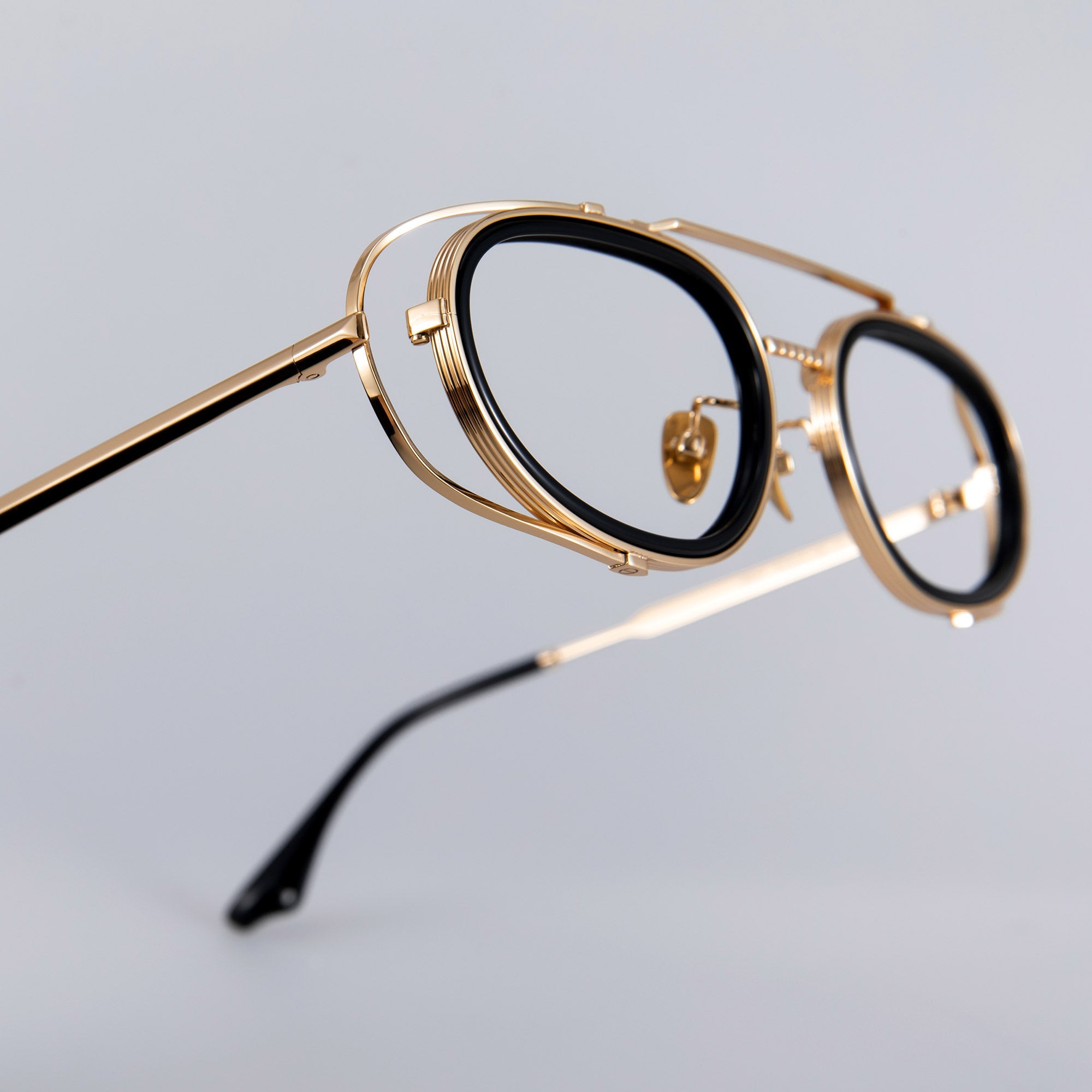Donahugh-eyeglasses-goldblack
