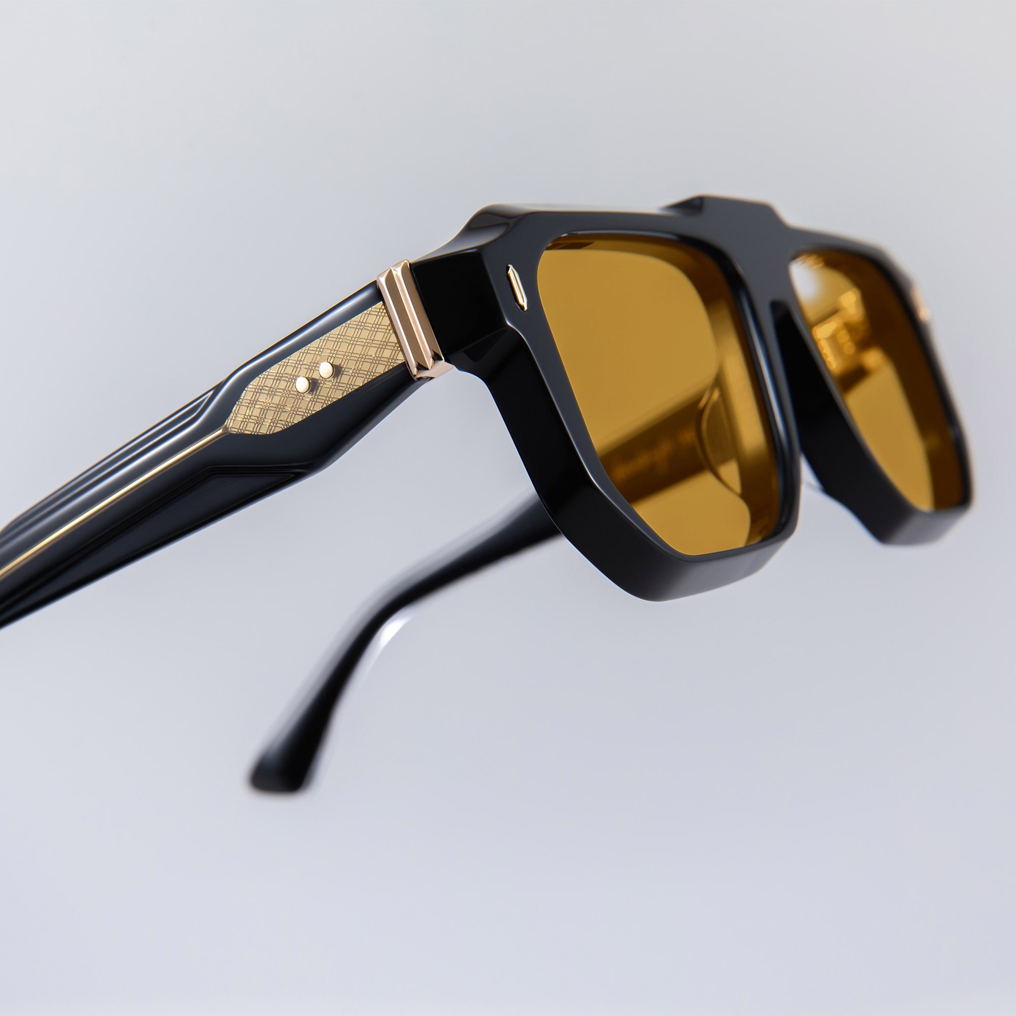 Donahugh-sunglasses-blackgold