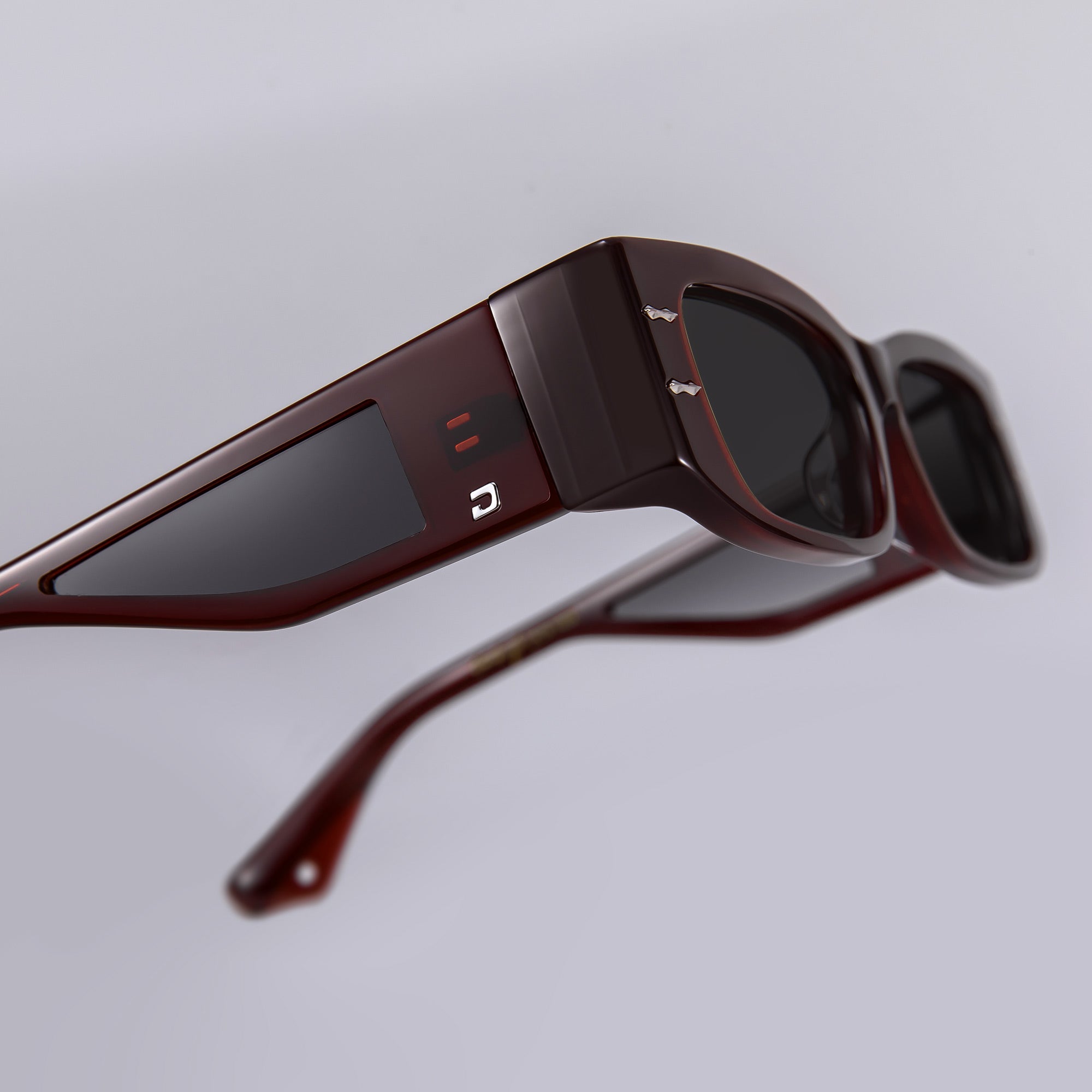 Donahugh-sunglasses-burgundy